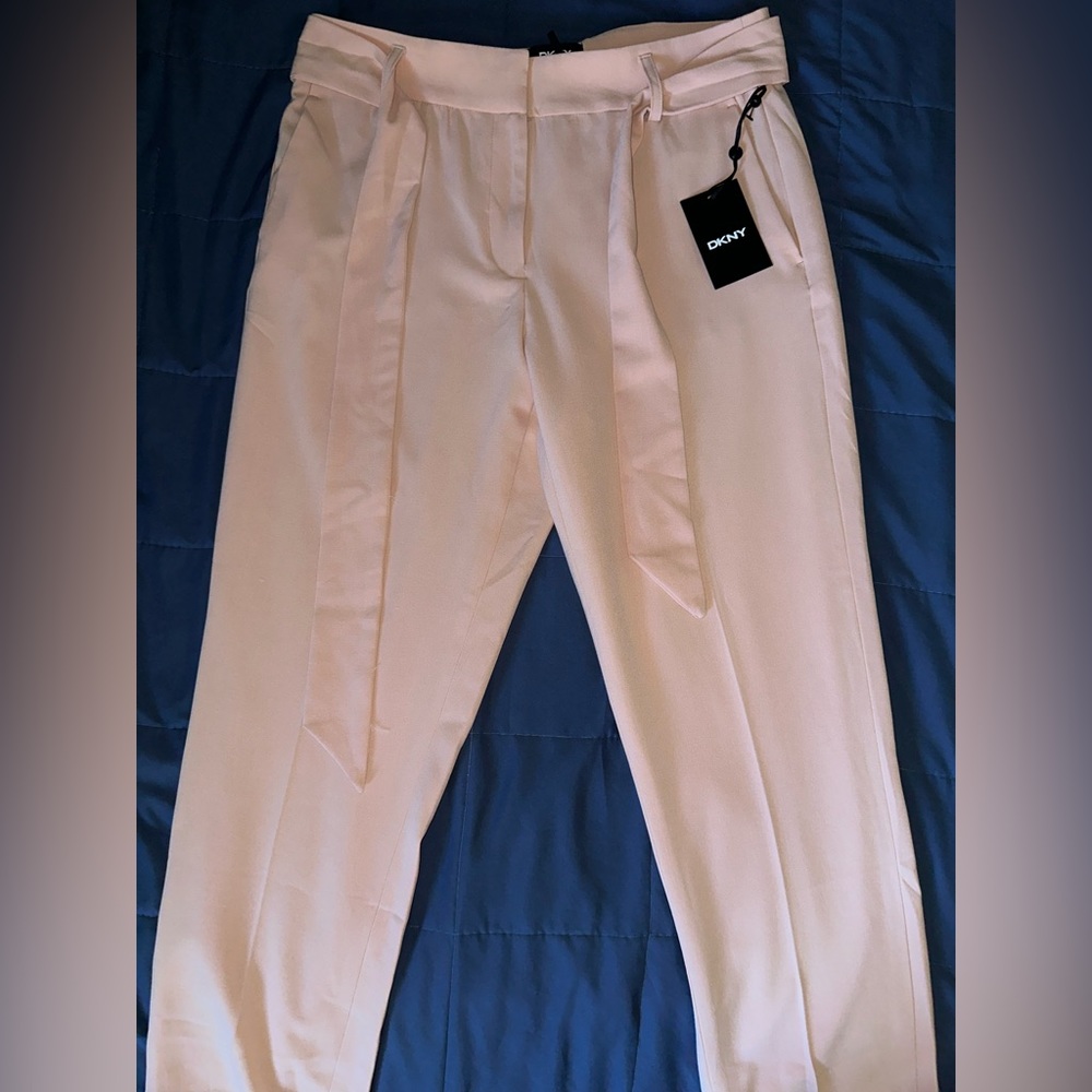 DKNY size 10 light pink pants